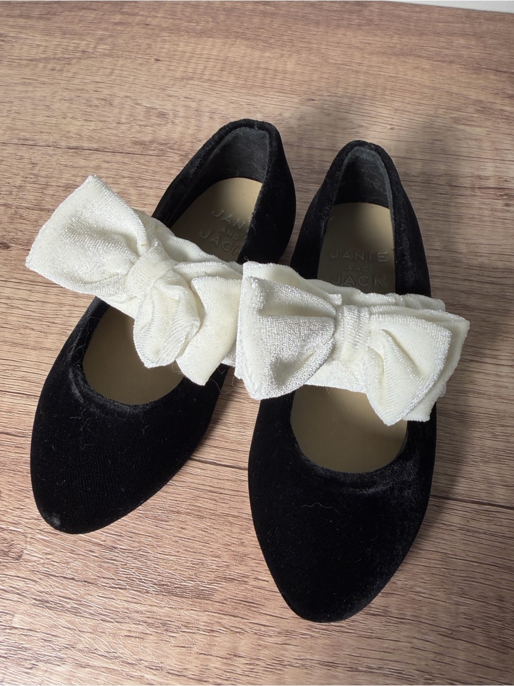 Janie and Jack Velvet Bow Ballet Flats Black Girls Toddler Size 7 Dress Shoes